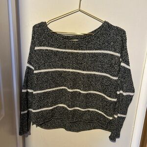 Hollister Black & White knit Sweater